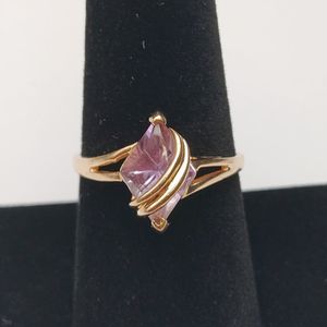 10k Ring W/ Purple Stone 