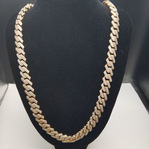  14kt yellow gold curb necklace w/ cz stones