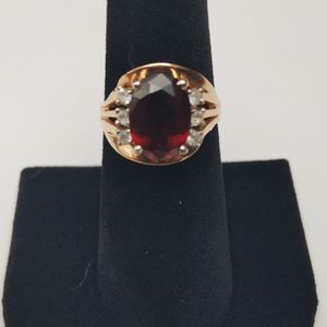  14kt Yellow Gold Ring w/ Red and Clear stones