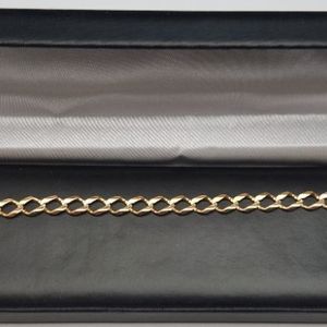  14kt Yellow Gold Curb Bracelet