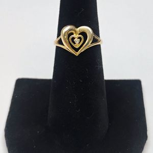  14kt Gold Ring w/ Diamond