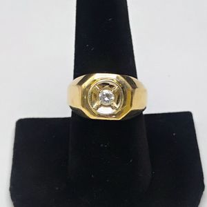  14kt Gold Ring w/Diamond .2 tcw
