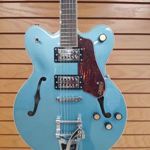 Gretsch G2622T STRML CB ARTIC Semi-Hollow Electric Guitar 