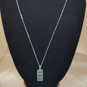  14kt White Gold Necklace w/ white gold pendant w/ sapphire and diamonds