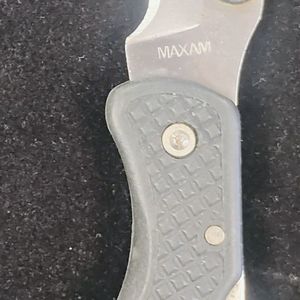MAXAM  Curved Folding Knife
